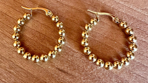 Pendientes Aros Esferas Dorado
