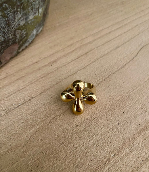 Anillo Trébol