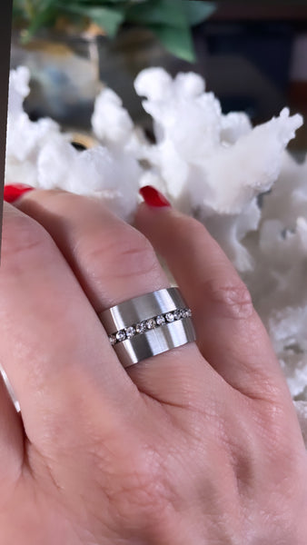 Anillo alianza brillantitos